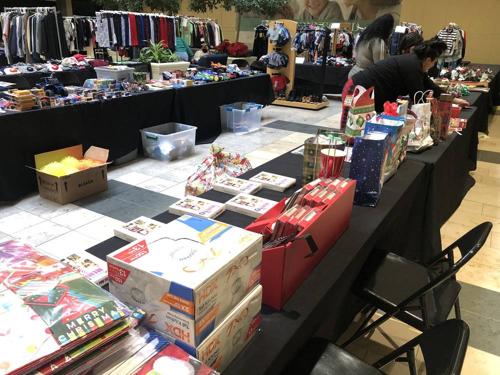 Gift Wrapping & Toy Donations
